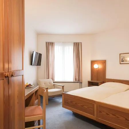 Hotel Arenas Schweizerhof 3*